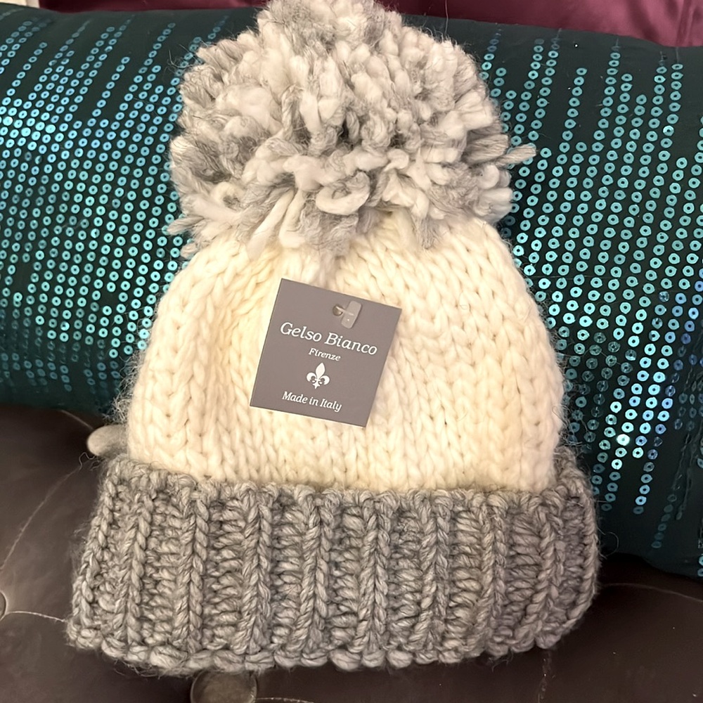 🆕Gelso Bianco Knit Alpaca Wool Pom Pom Beanie Hat